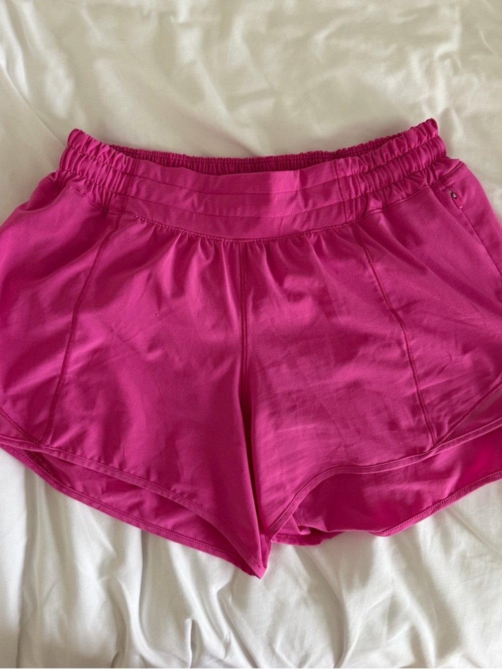 Lululemon Hotty Hot Low Rise Short 4"